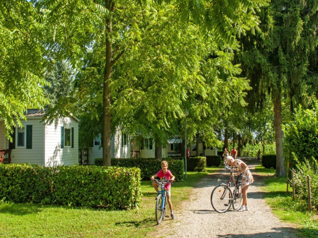 Smart Home Roma Mit Terrasse, Europapark, Rulantica 15Min Boofzheim Luaran gambar